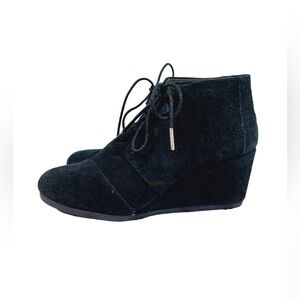 Toms Black Suede Lace-Up Desert Wedge Ankle Boots Size 8